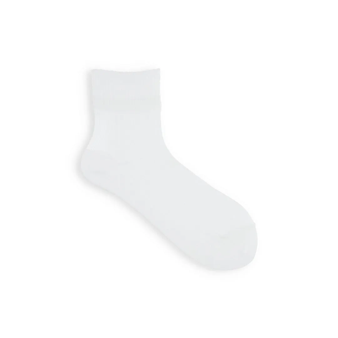011132833 Crinkle Crepe Ankle Socks