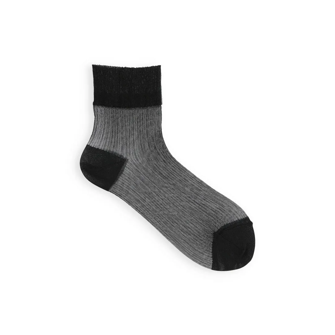 011132833 Crinkle Crepe Ankle Socks