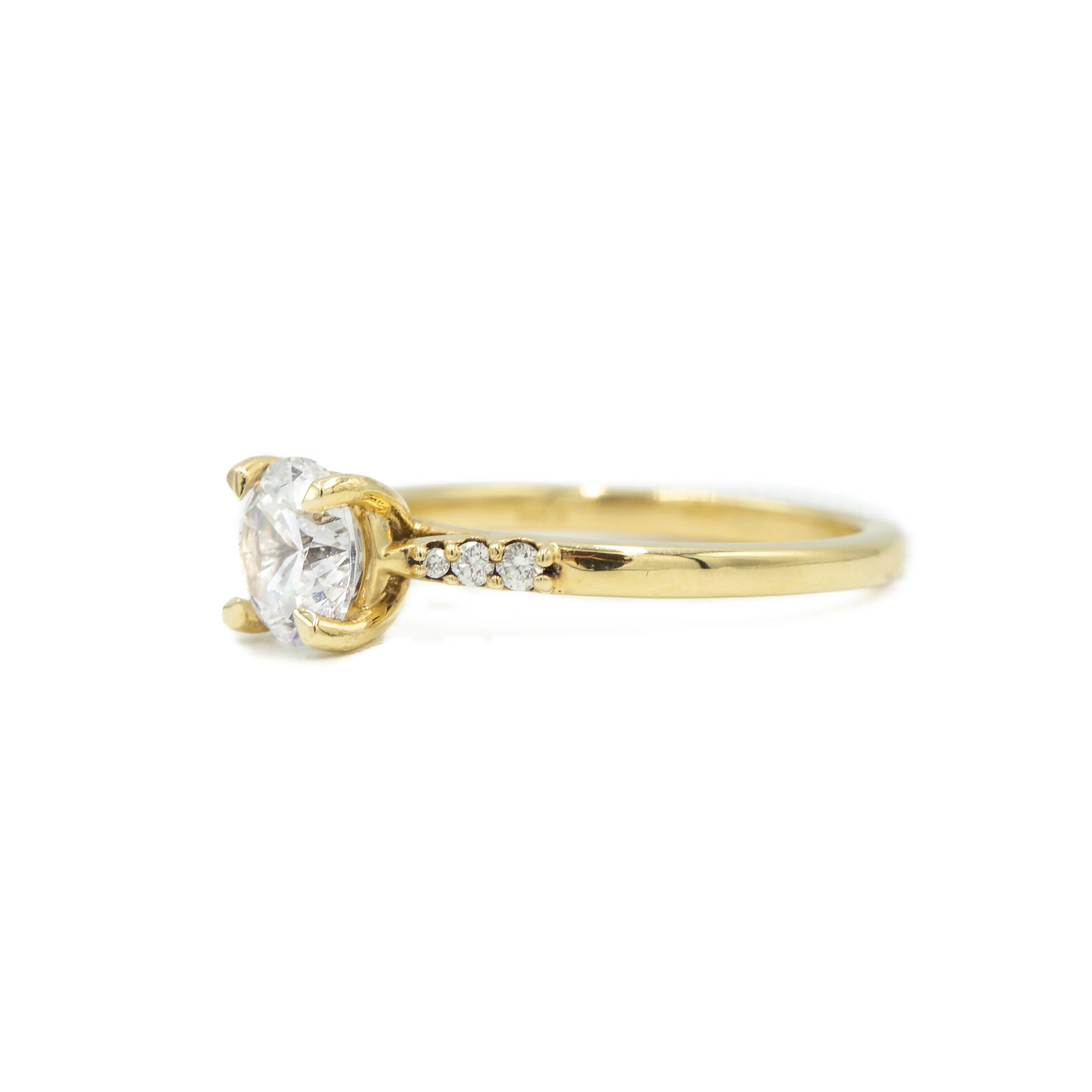 14ky Round Accented Petite Ring