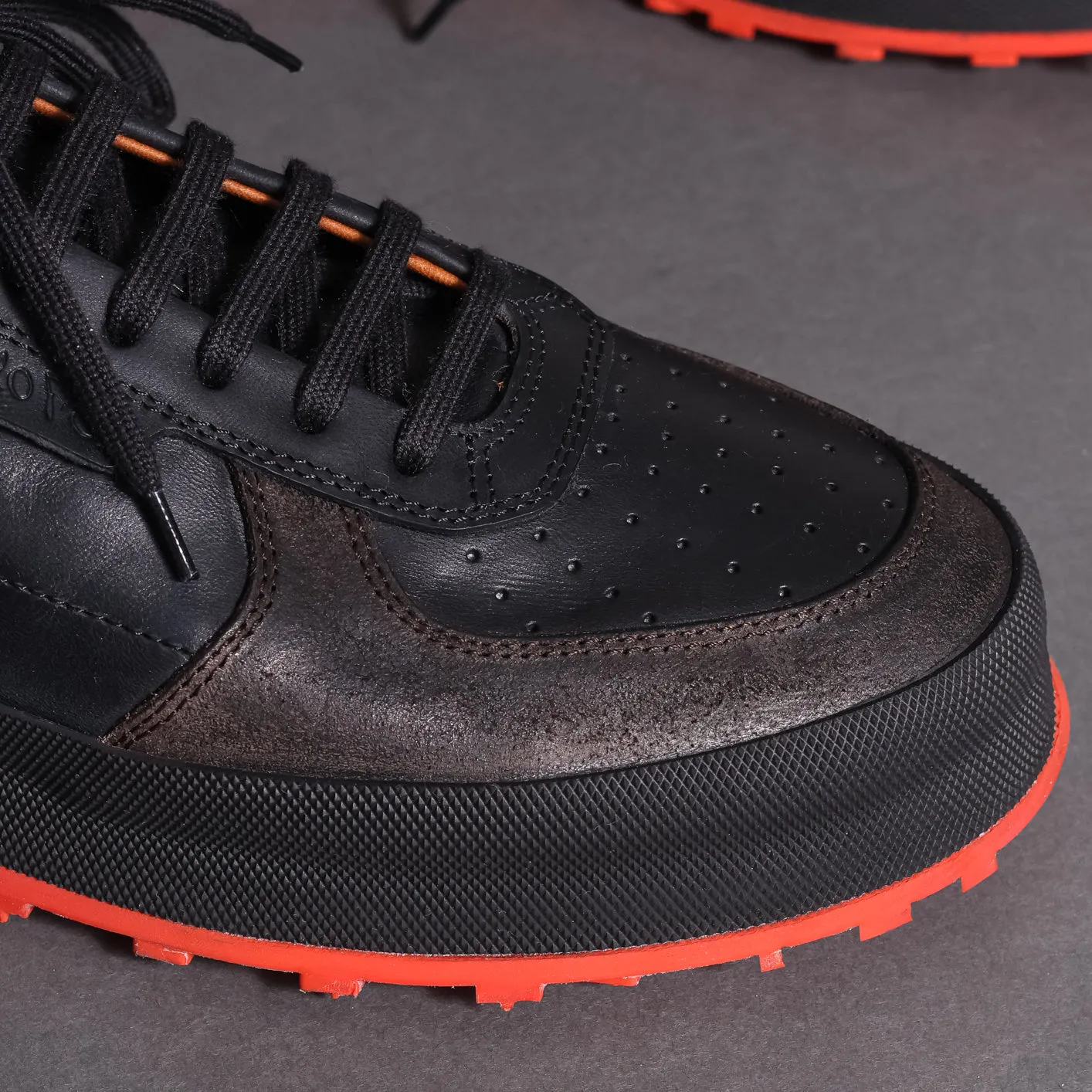 6412 Black