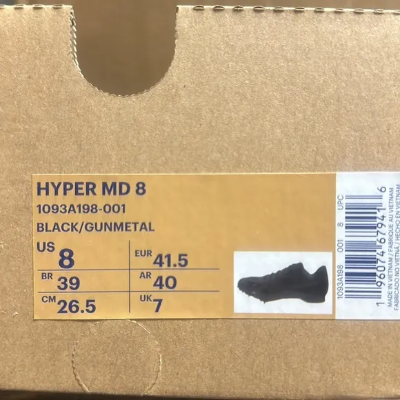 ASICS HYPER MD 8 TRACK AND FIELD RUNNING SHOE: BLACK/GRAY: NEW IN BOX: SIZE 8