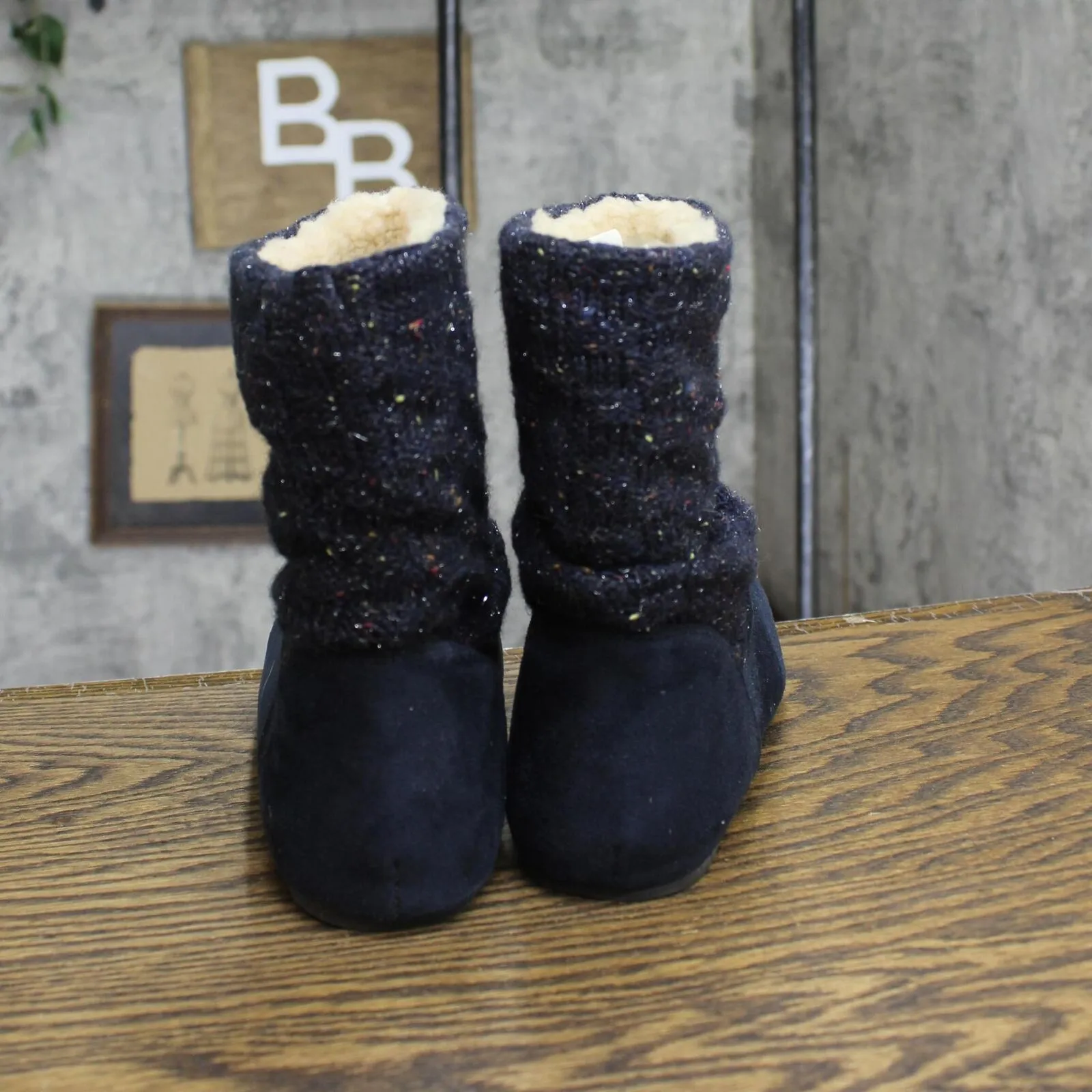 Bearpaw Womens Natoma Packable Travel Boot with NeverWet 1673c14c5da7f9 Blue 7M