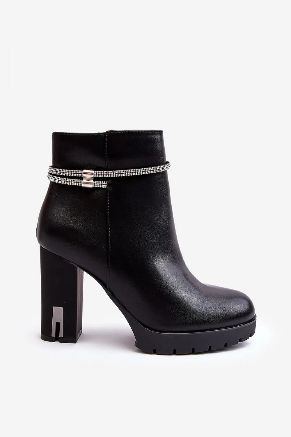 Heel boots