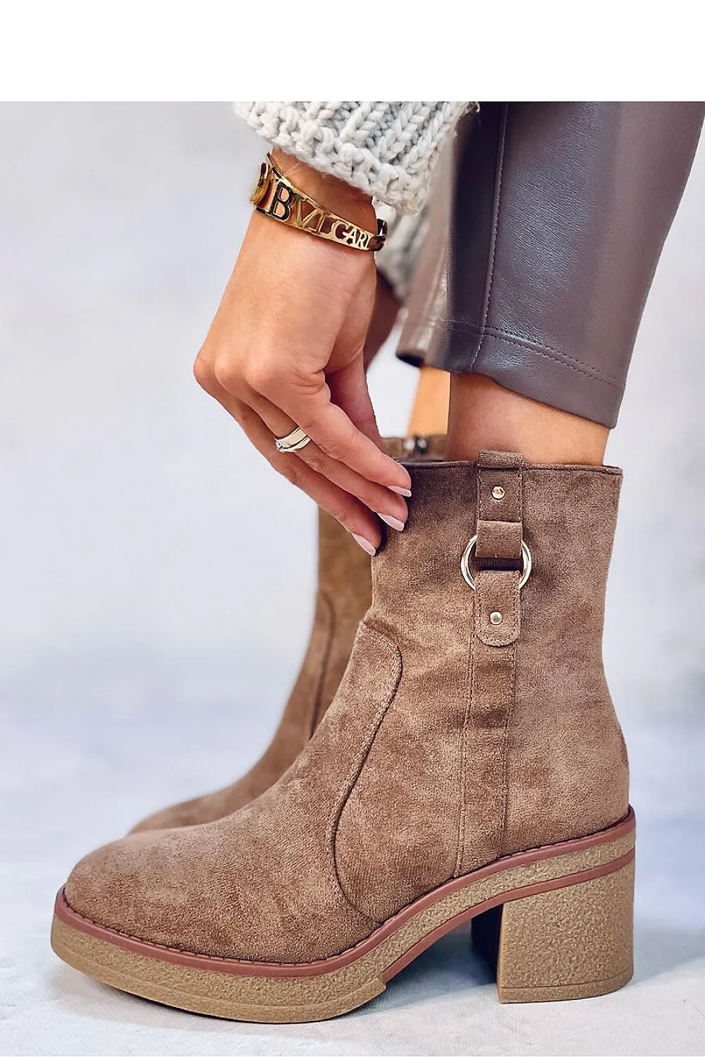 Heel boots