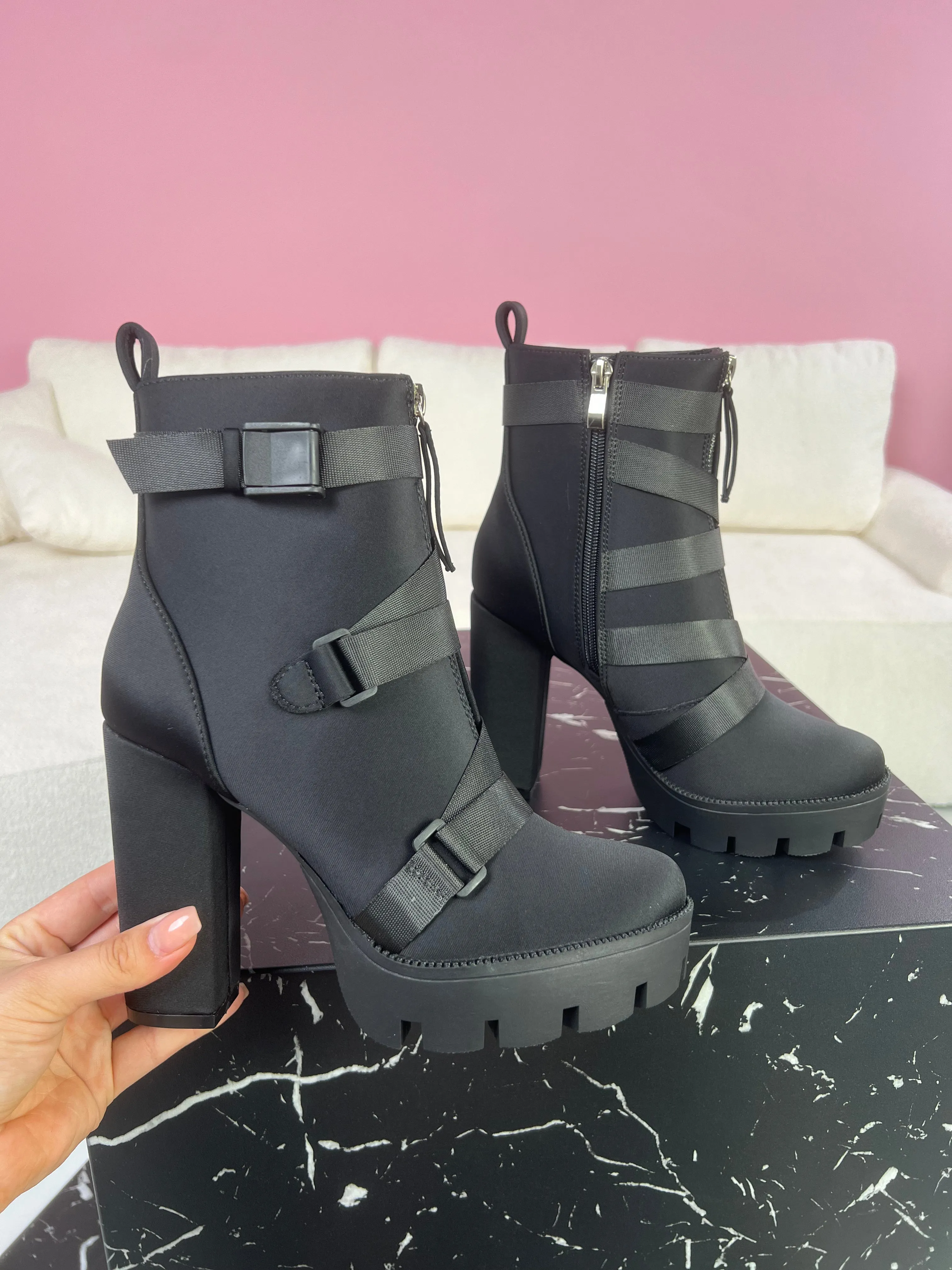 Madani | Classic Heels