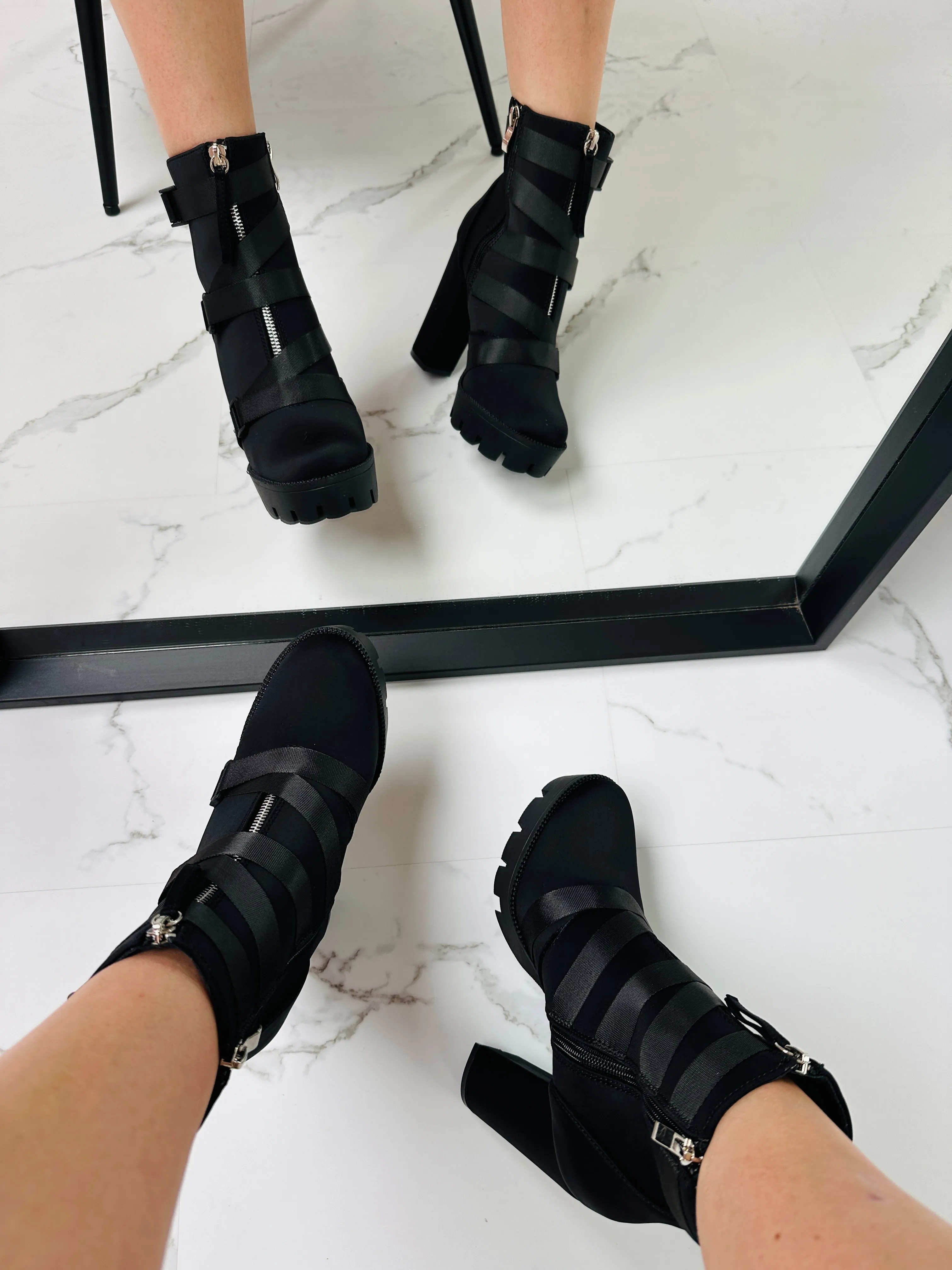 Madani | Classic Heels