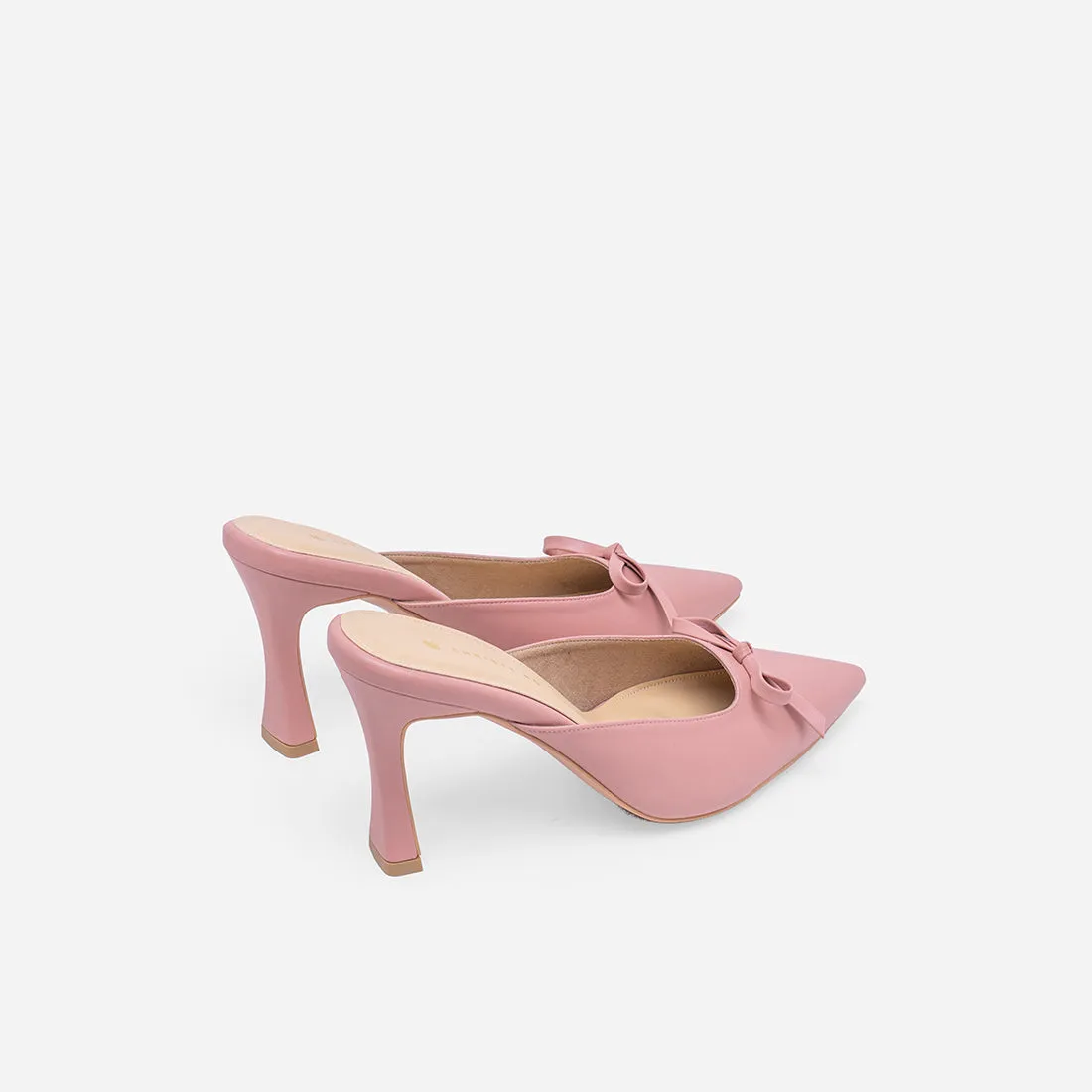 Nadia Mules