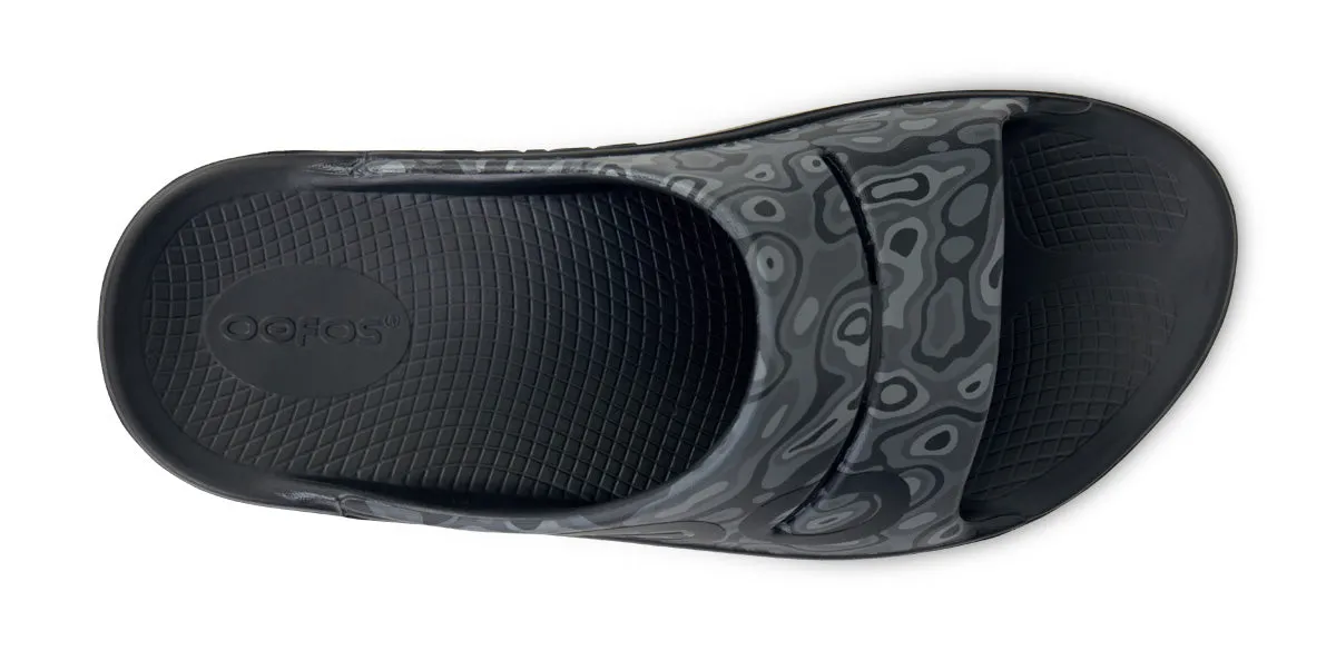 OOahh Sport Black Water Camo รองเท้าเพื่อการฟื้นฟู