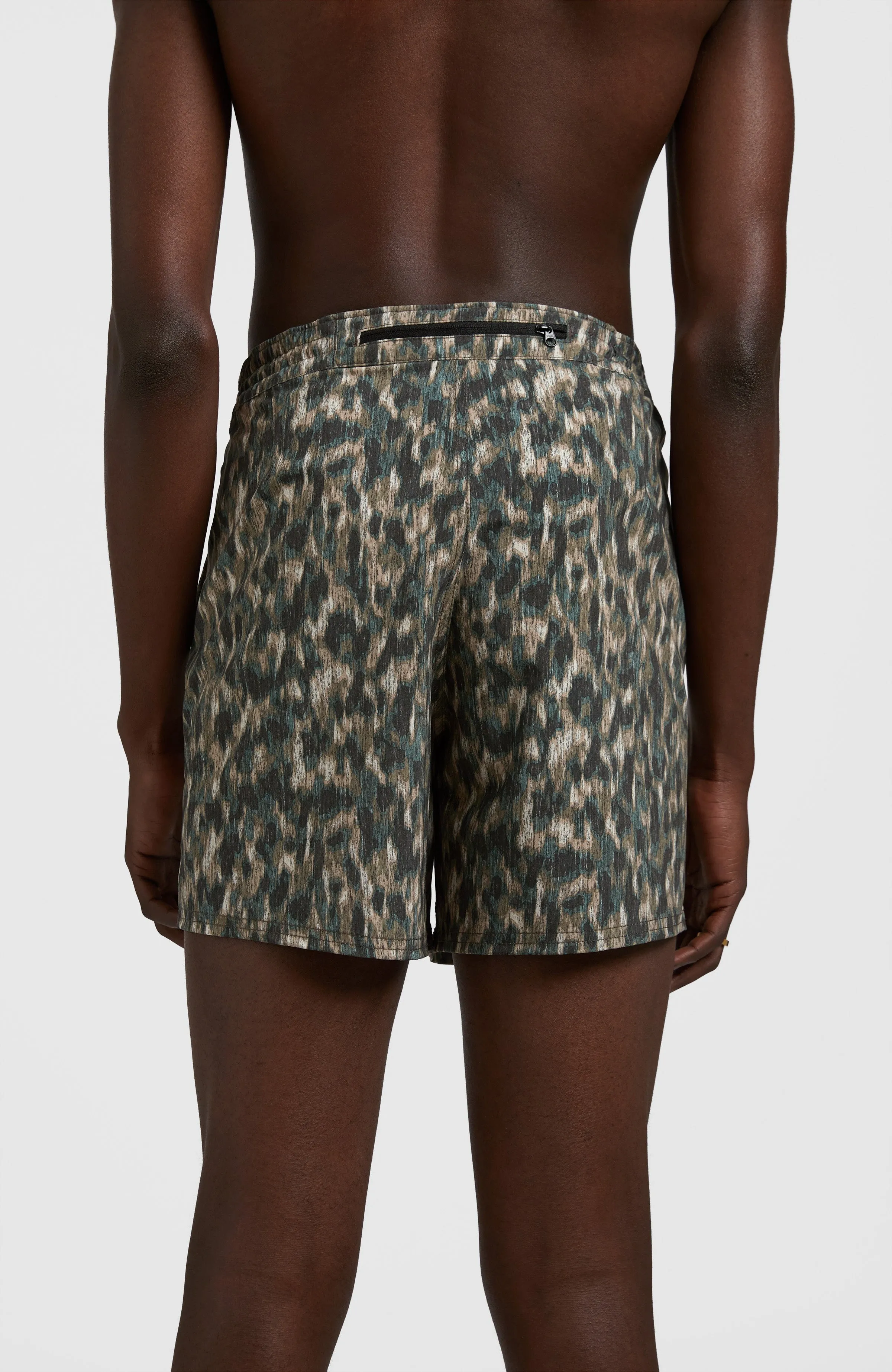 Packable Aop 15'' Hybrid Shorts | Green Minimal Camo