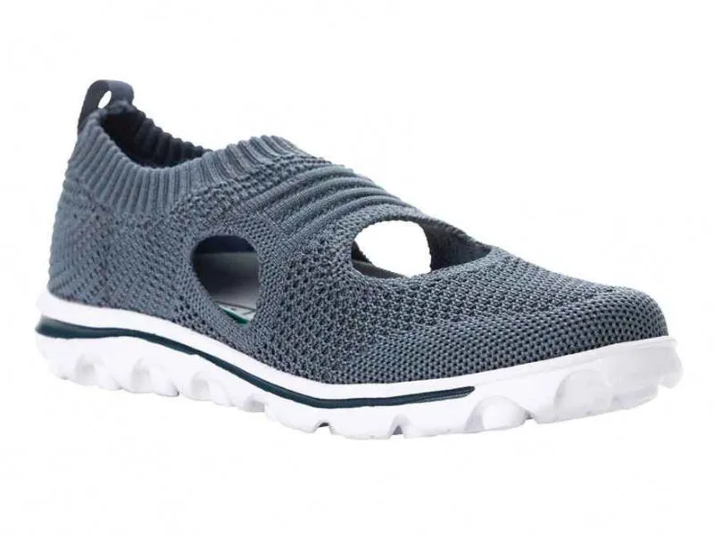 Propet TravelActiv Avid - Women's Casual Shoe
