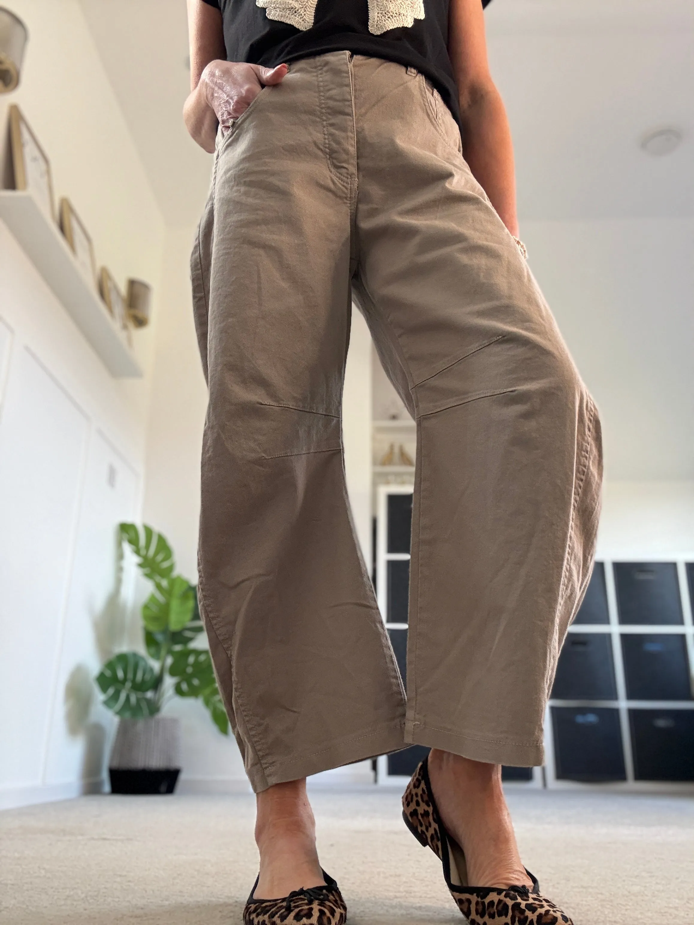 Sand Cotton Barrel Leg Jeans