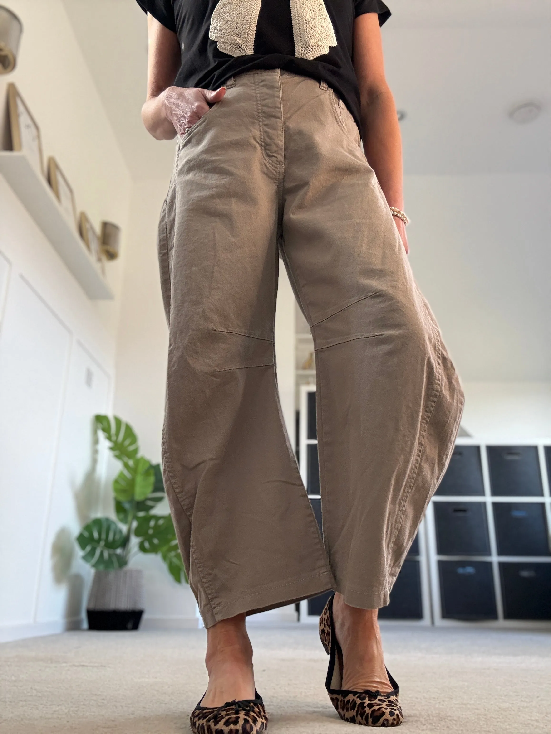 Sand Cotton Barrel Leg Jeans
