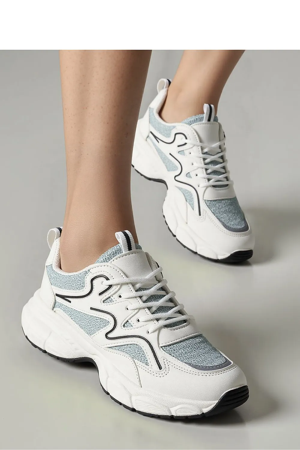 Sport Shoes Inello
