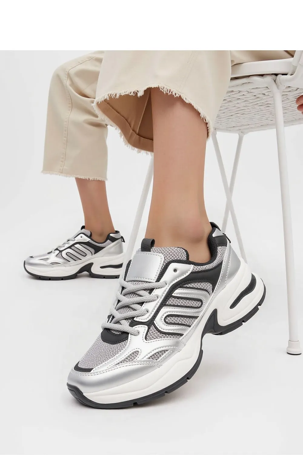 Sport Shoes Inello