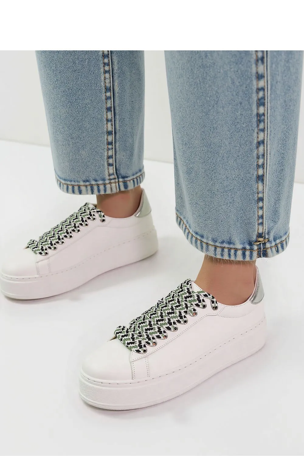 Sport Shoes Inello