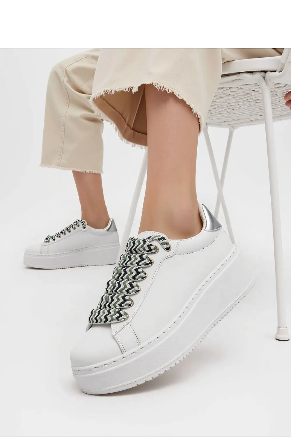 Sport Shoes Inello