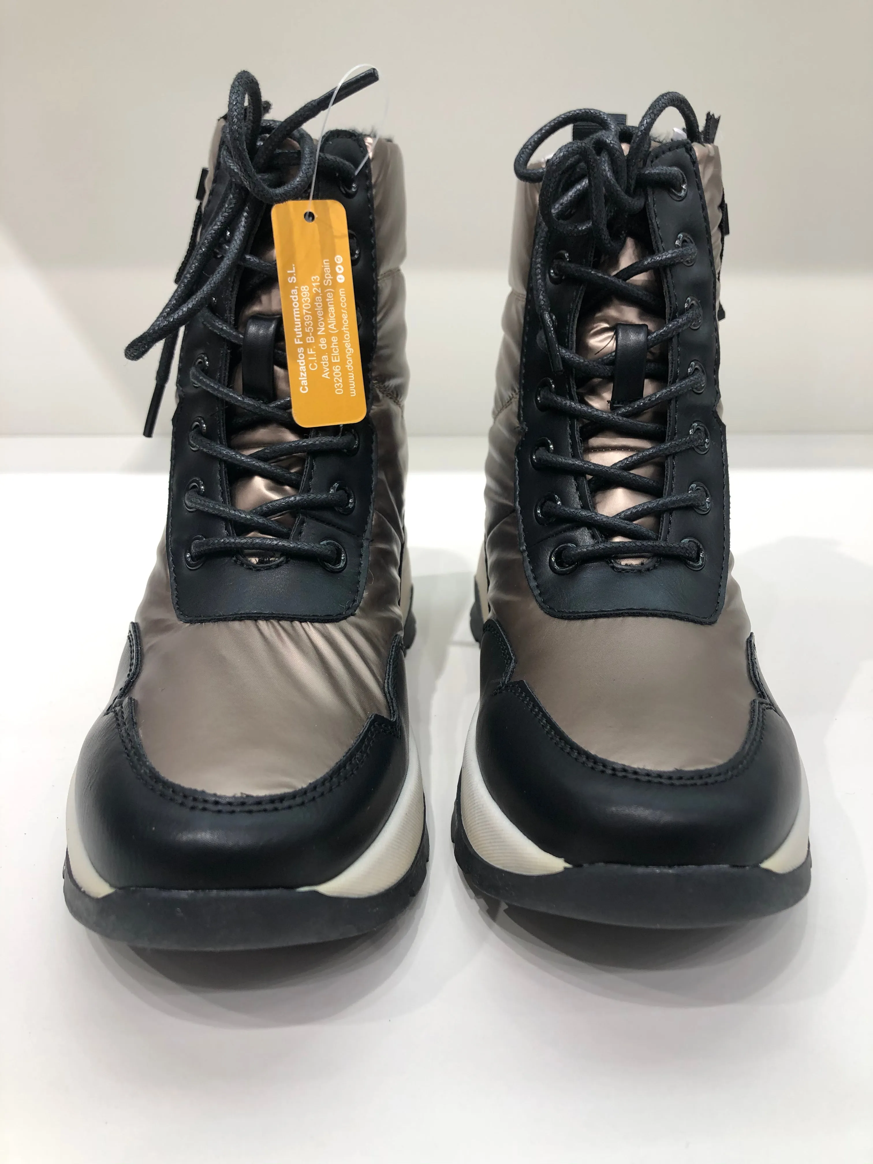 SWAY BLACK BRONCE