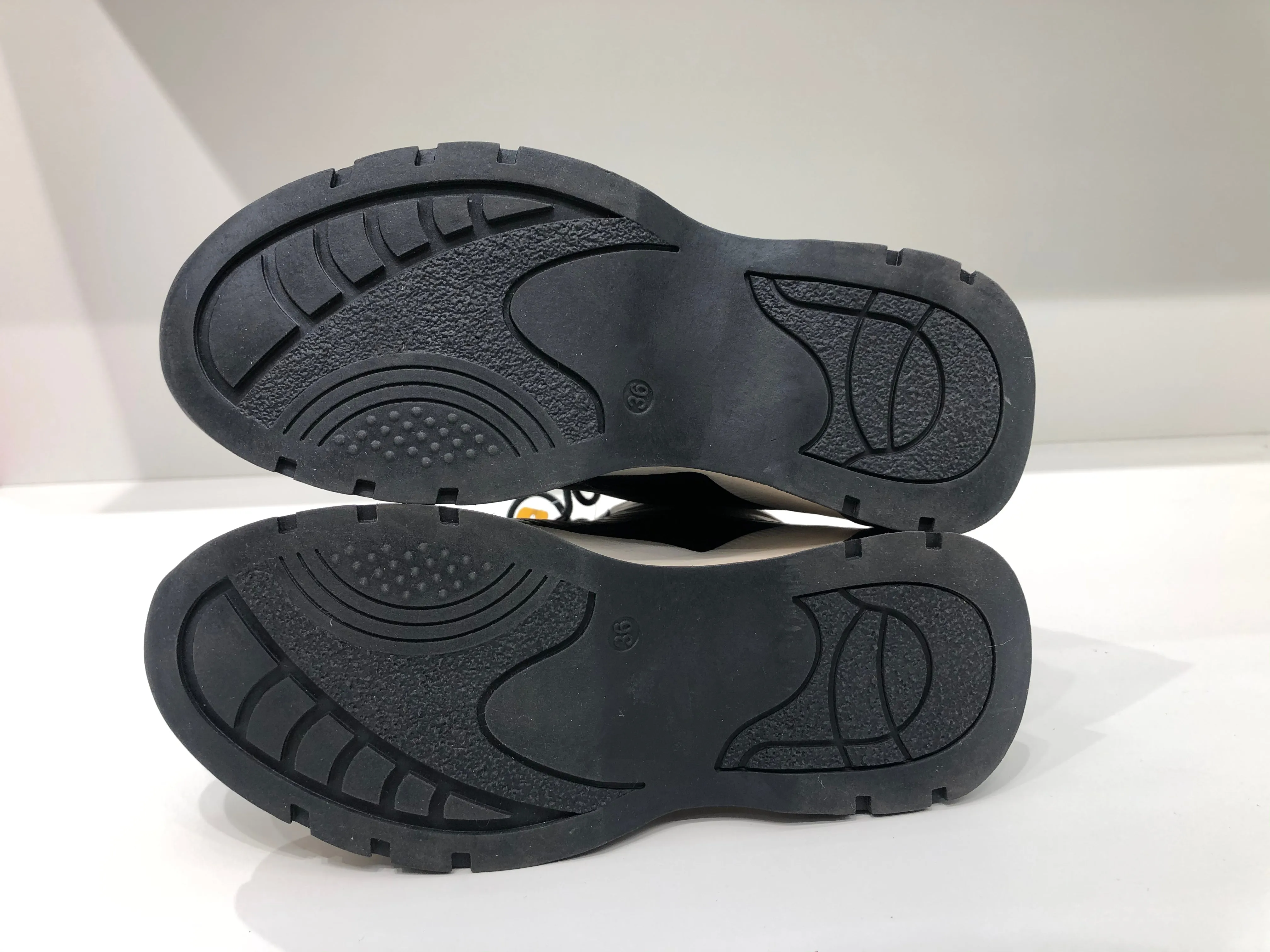 SWAY BLACK BRONCE