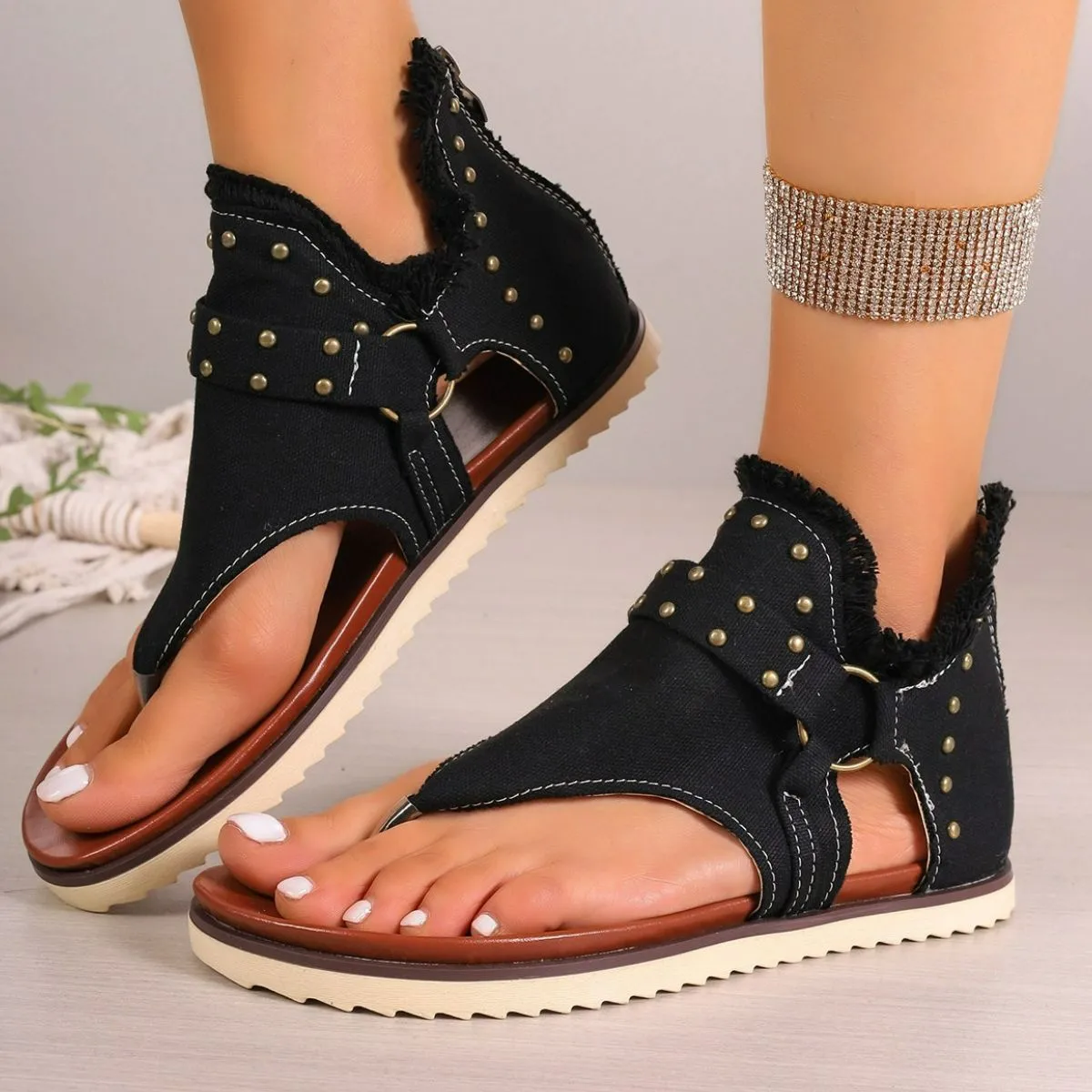 Toe Post Flats Sandals