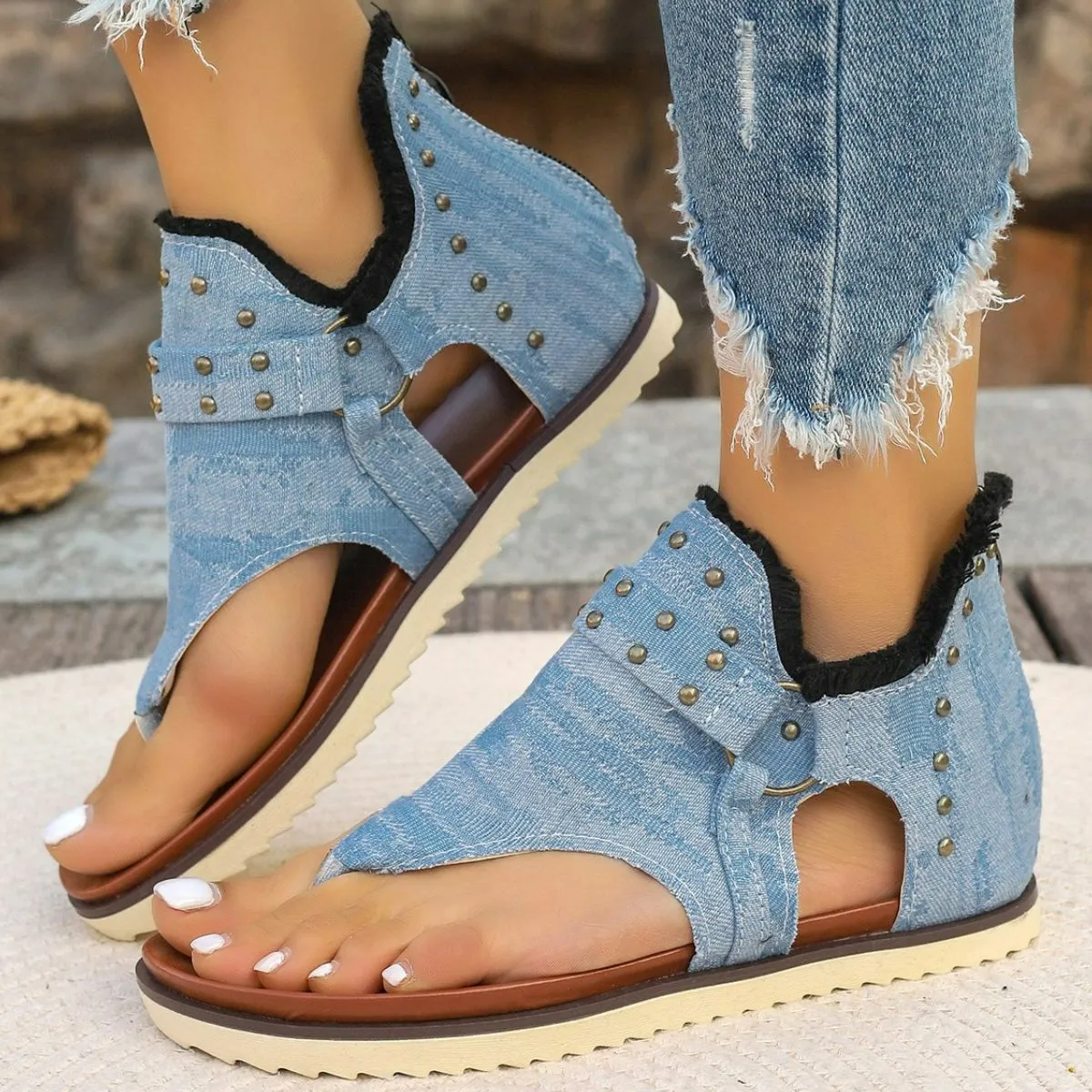 Toe Post Flats Sandals