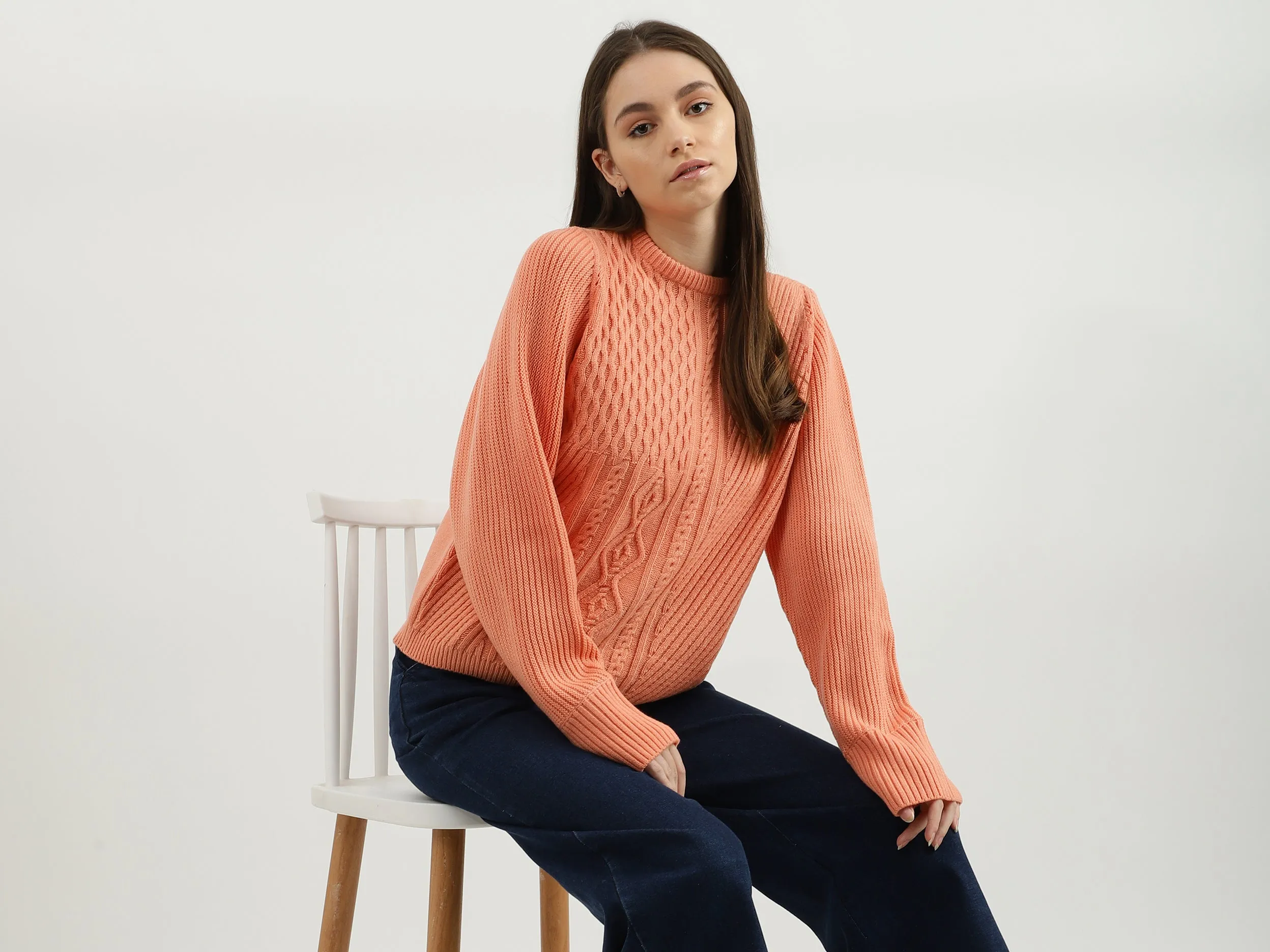Women Patterned Round Neck Sweater